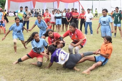 उड़ान राज्य स्तरीय यूथ फेस्ट का उद्घाटन हुआ। उड़ान राज्य स्तरीय यूथ फेस्ट का उद्घाटन हुआ।