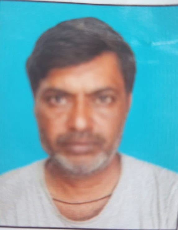 खुर्जा में दादू पॉटरी के पास हुए सड़क हादसे में मृतक हीरालाल का फाइल फोटो। स्रोत : फाइल फोटो खुर्जा में दादू पॉटरी के पास हुए सड़क हादसे में मृतक हीरालाल का फाइल फोटो। स्रोत : फाइल फोटो