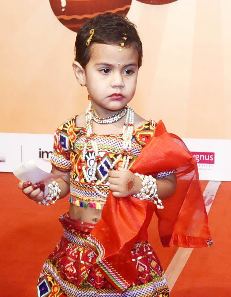अमर उजाला और उप्र मेट्रो रेल कॉर्पोरेशन के संयुक्त तत्वावधान में घर घर राधा-कान्हा उत्सव का आयो