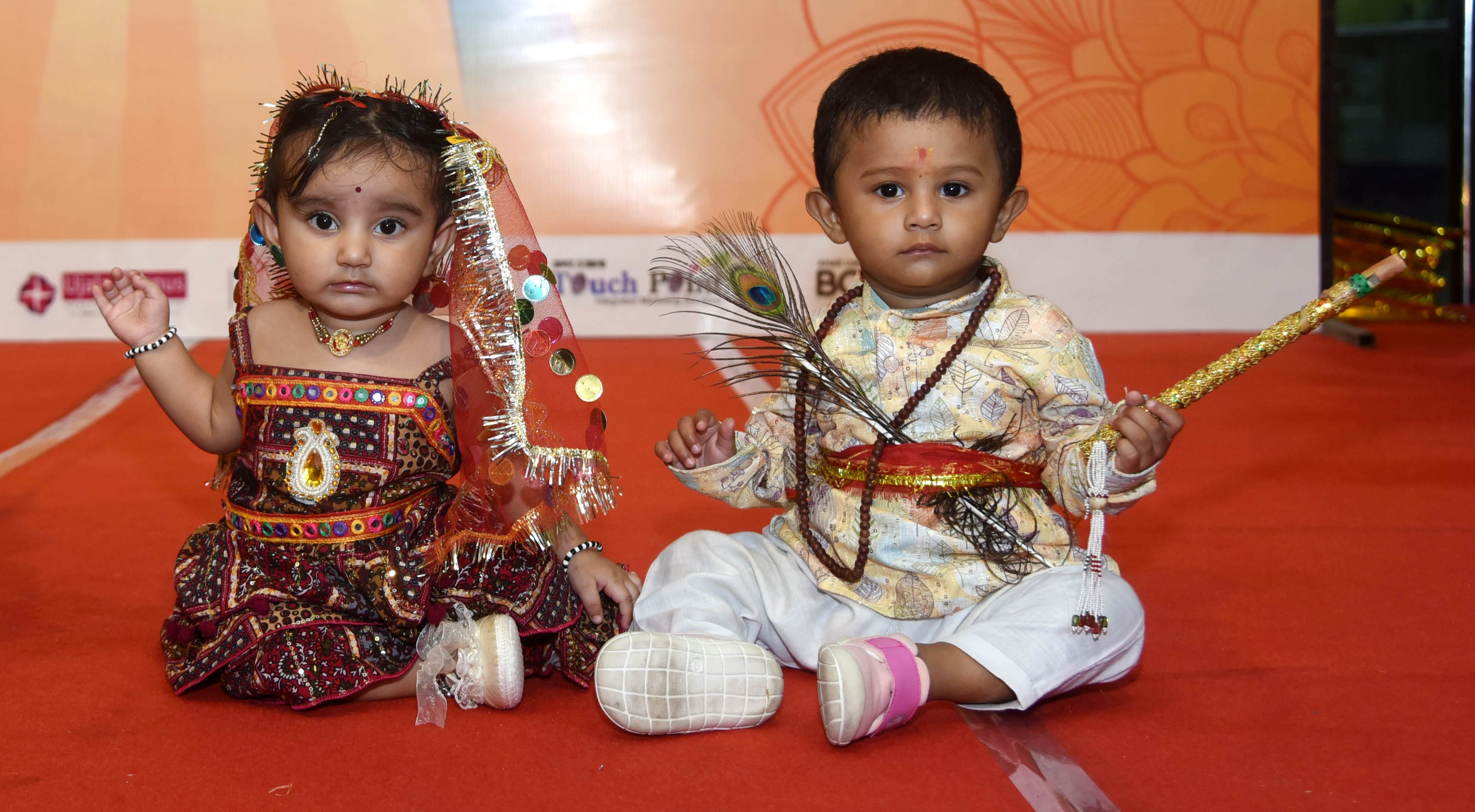 अमर उजाला और उप्र मेट्रो रेल कॉर्पोरेशन के संयुक्त तत्वावधान में घर घर राधा-कान्हा उत्सव का आयो