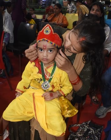 अमर उजाला और उप्र मेट्रो रेल कॉर्पोरेशन के संयुक्त तत्वावधान में घर घर राधा-कान्हा उत्सव का आयो