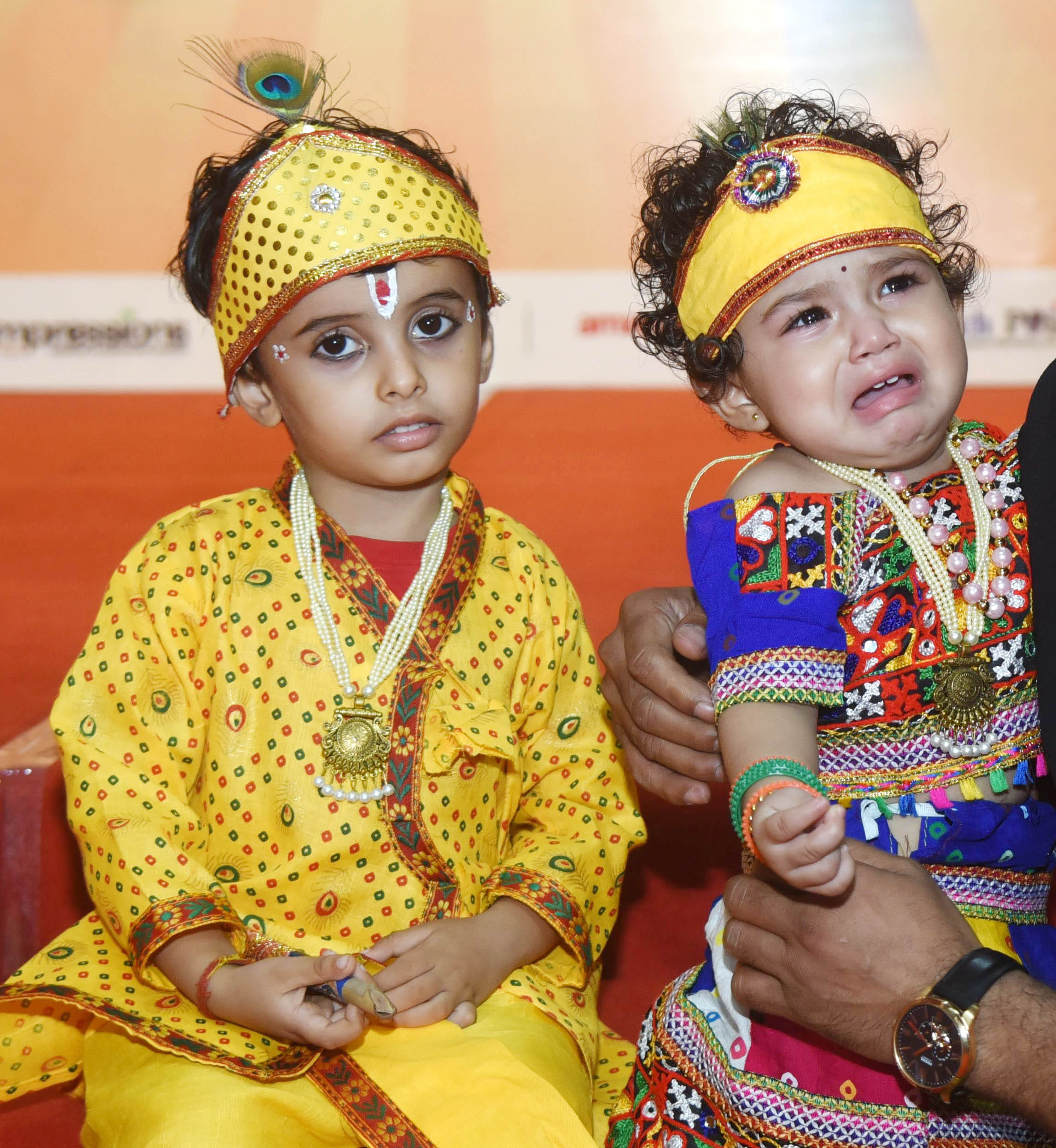 अमर उजाला और उप्र मेट्रो रेल कॉर्पोरेशन के संयुक्त तत्वावधान में घर घर राधा-कान्हा उत्सव का आयो