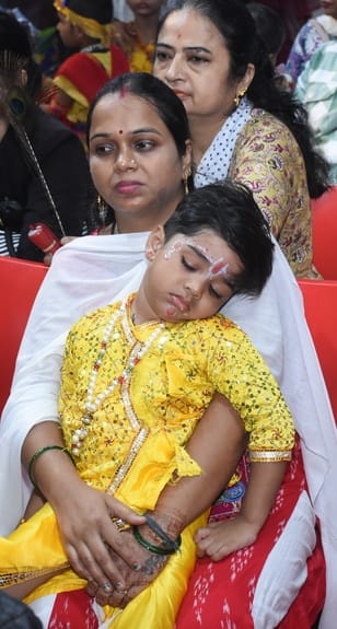 अमर उजाला और उप्र मेट्रो रेल कॉर्पोरेशन के संयुक्त तत्वावधान में घर घर राधा-कान्हा उत्सव का आयो