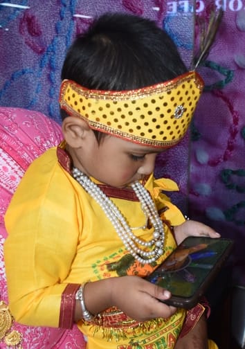 अमर उजाला और उप्र मेट्रो रेल कॉर्पोरेशन के संयुक्त तत्वावधान में घर घर राधा-कान्हा उत्सव का आयो