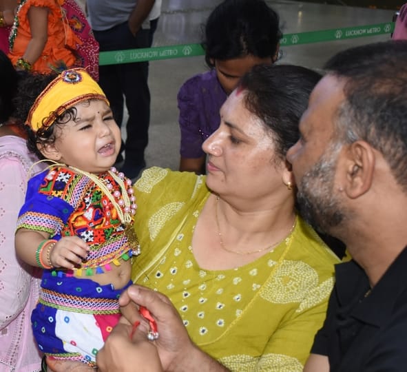 अमर उजाला और उप्र मेट्रो रेल कॉर्पोरेशन के संयुक्त तत्वावधान में घर घर राधा-कान्हा उत्सव का आयो