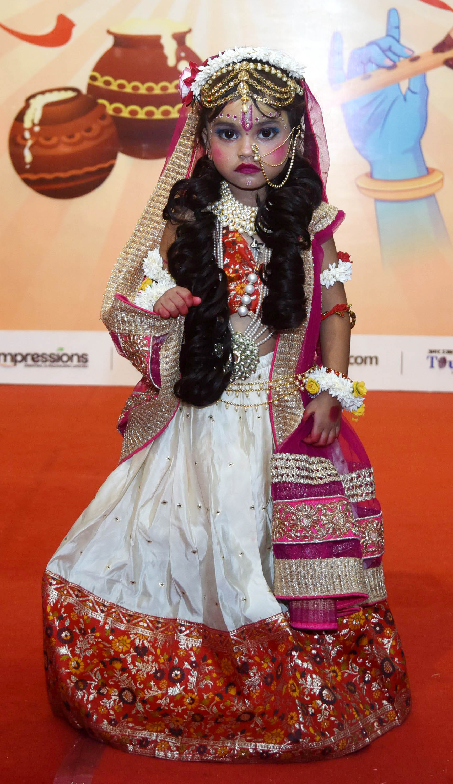अमर उजाला और उप्र मेट्रो रेल कॉर्पोरेशन के संयुक्त तत्वावधान में घर घर राधा-कान्हा उत्सव का आयो
