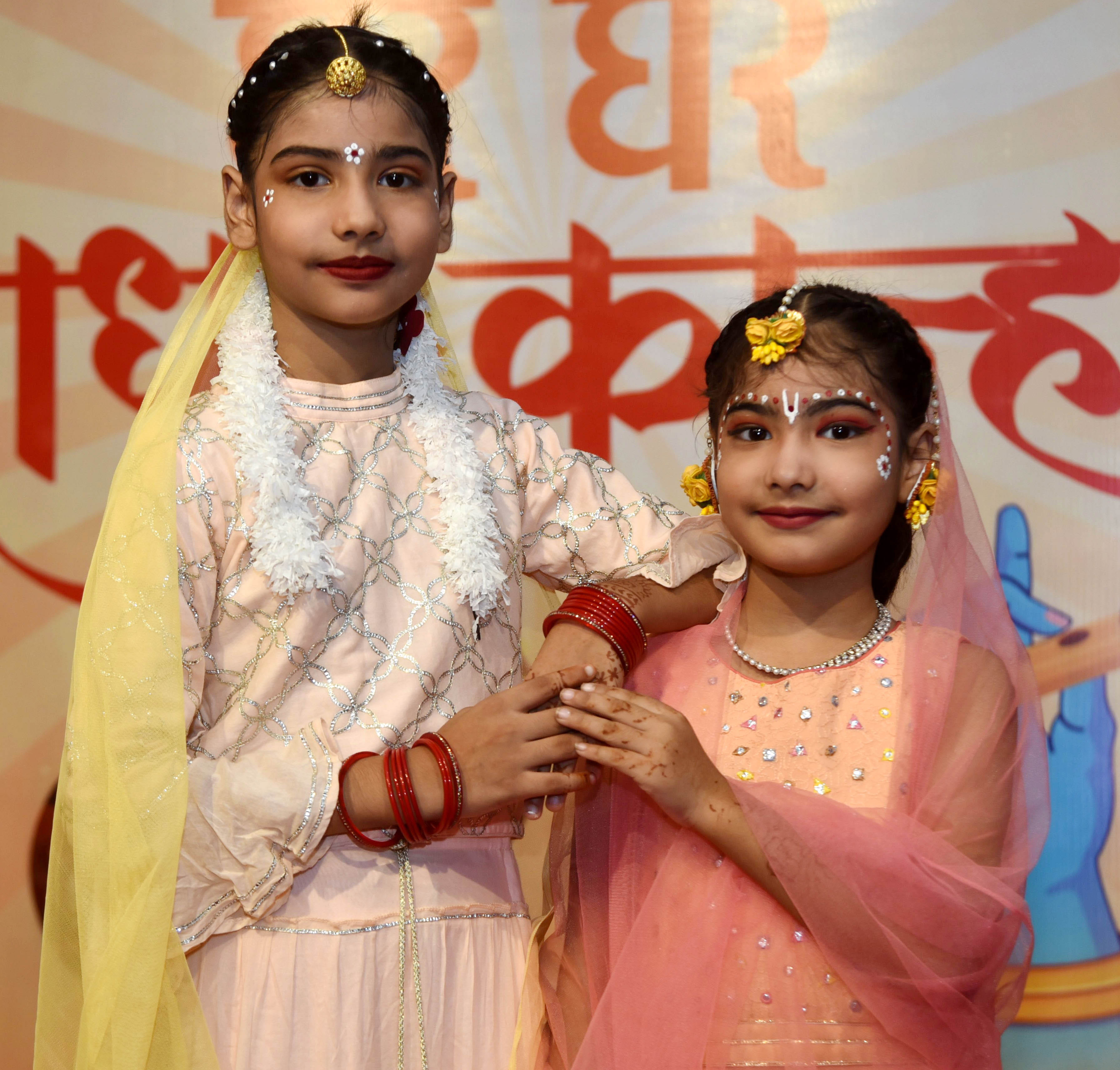 अमर उजाला और उप्र मेट्रो रेल कॉर्पोरेशन के संयुक्त तत्वावधान में घर घर राधा-कान्हा उत्सव का आयो