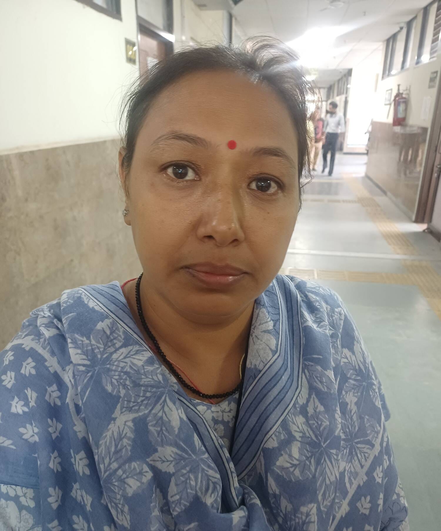 छावनी के उपमंडल भवन में आयोजित समाधान शिविर में शिकायत सुनते नायब तहसीलदार। संवाद छावनी के उपमंडल भवन में आयोजित समाधान शिविर में शिकायत सुनते नायब तहसीलदार। संवाद