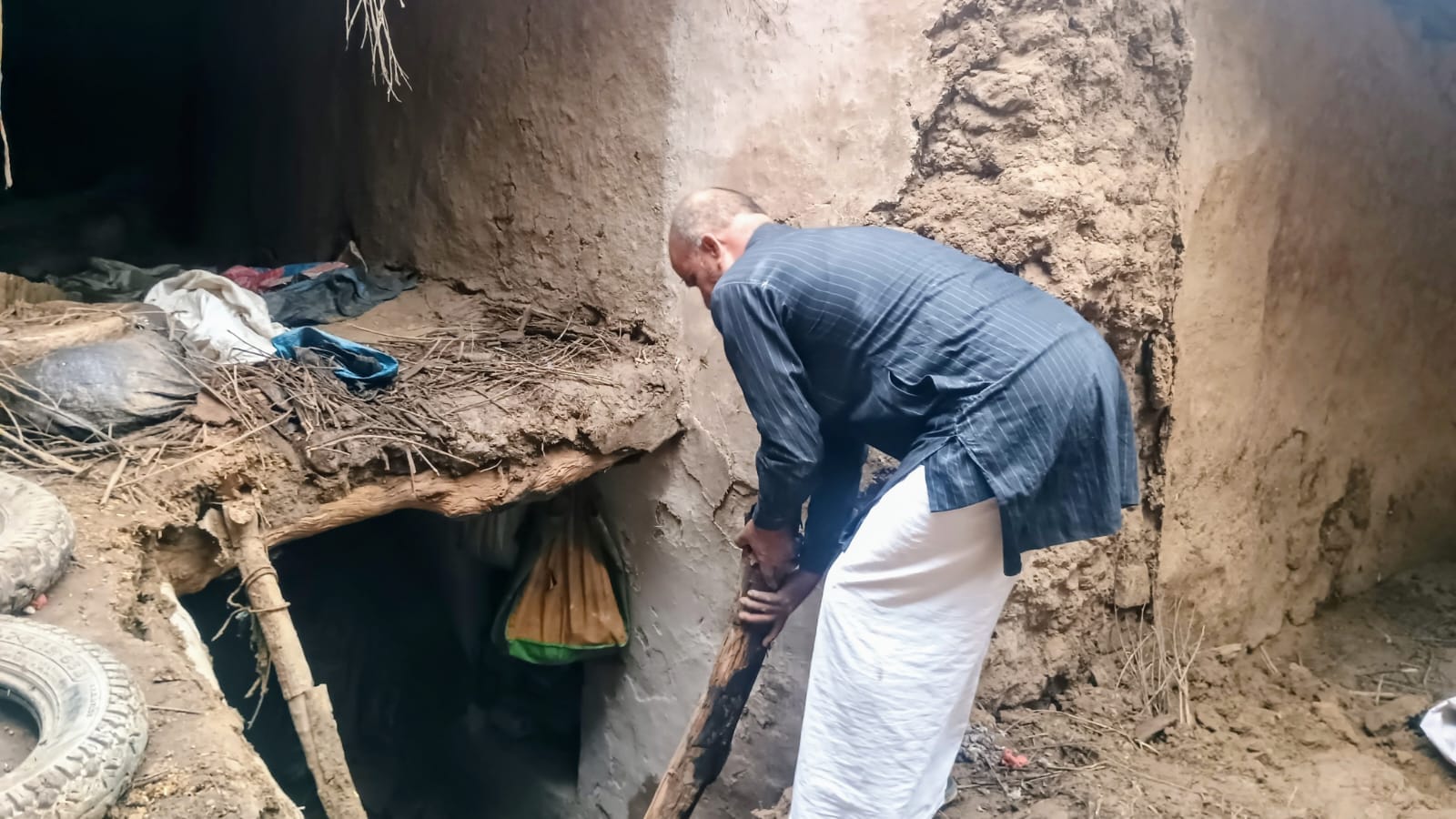 फोटो-3-बदौसा निवासी जितेंद्र सिंह बबलू बारिश से गिरा हुआ मकान। संवाद फोटो-3-बदौसा निवासी जितेंद्र सिंह बबलू बारिश से गिरा हुआ मकान। संवाद