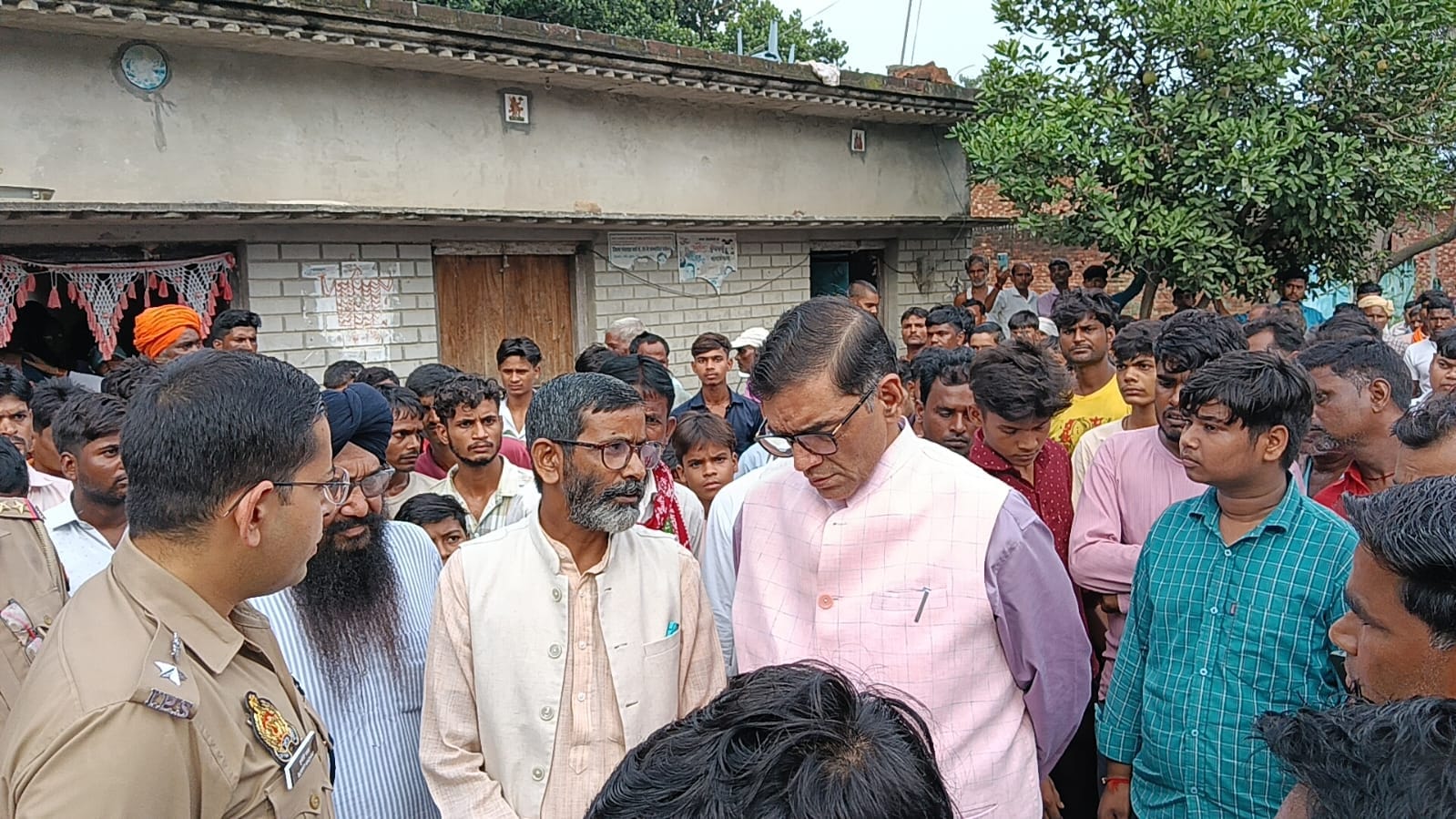 रामनरेश का फाइल फोटो रामनरेश का फाइल फोटो