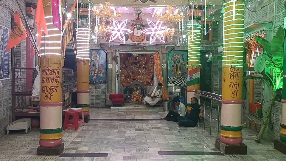फोटो भव्य रूप से सजाया गया नन्द किला नंद भवन
