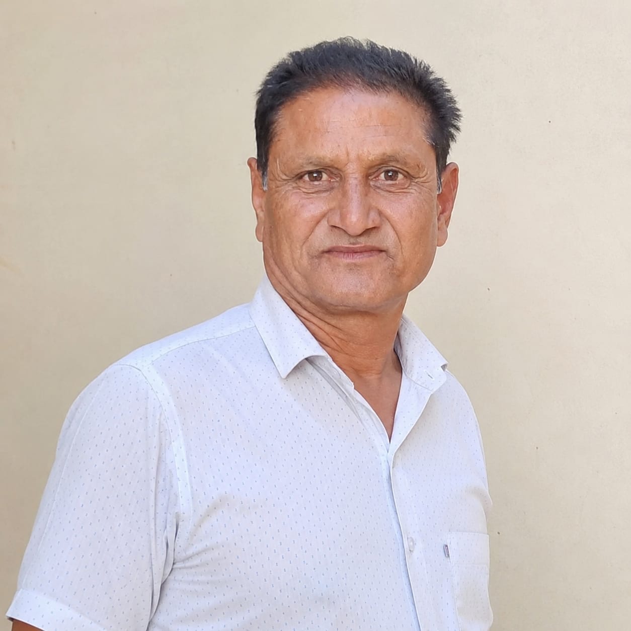दिबियापुर फफूंद मार्ग पर दुकान पर बिक्री के लिए रखी मौरंग व गिट्टी। संवाद दिबियापुर फफूंद मार्ग पर दुकान पर बिक्री के लिए रखी मौरंग व गिट्टी। संवाद