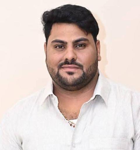 दिबियापुर फफूंद मार्ग पर दुकान पर बिक्री के लिए रखी मौरंग व गिट्टी। संवाद दिबियापुर फफूंद मार्ग पर दुकान पर बिक्री के लिए रखी मौरंग व गिट्टी। संवाद