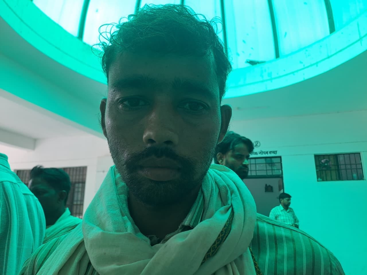 भिनगा तहसील में समाधान दिवस के दौरान फरियाद सुनते एसपी व डीएम। भिनगा तहसील में समाधान दिवस के दौरान फरियाद सुनते एसपी व डीएम।