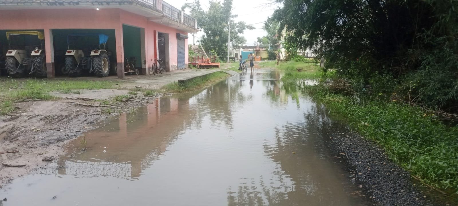 गोंडा में बाढ़ का नजारा। संवाद गोंडा में बाढ़ का नजारा। संवाद