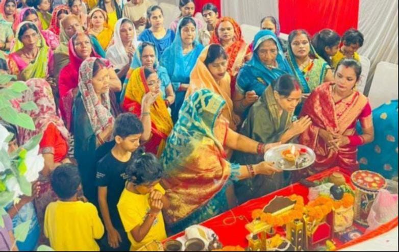 गोंडा में धूमधाम से मनाई गई जन्माष्टमी। संवाद गोंडा में धूमधाम से मनाई गई जन्माष्टमी। संवाद
