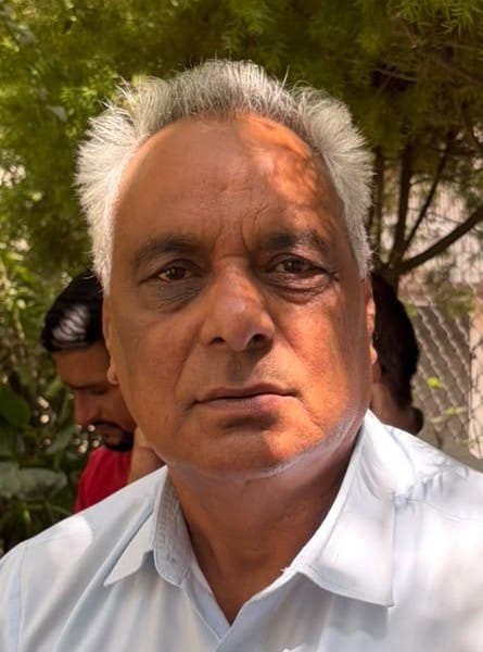रीना सूद, सर्कुलर रोड। सोलन शहर में पानी की समस्या के साथ फोटो रीना सूद, सर्कुलर रोड। सोलन शहर में पानी की समस्या के साथ फोटो