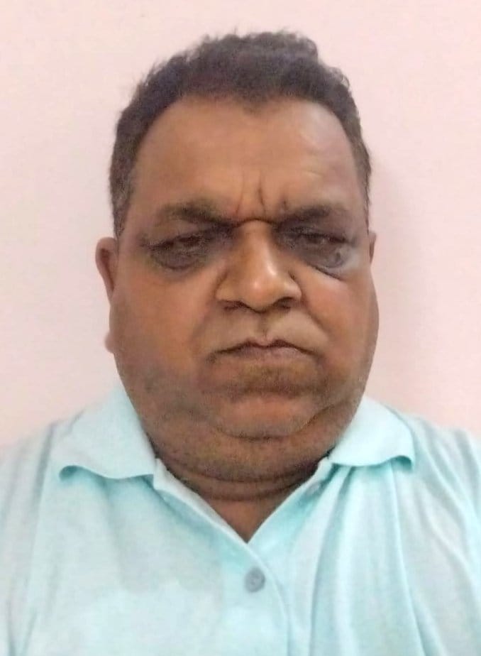 सहारनपुर के देहरादून रोड पर खड़े वाहन।पड़ताल की खबर का फोटो-