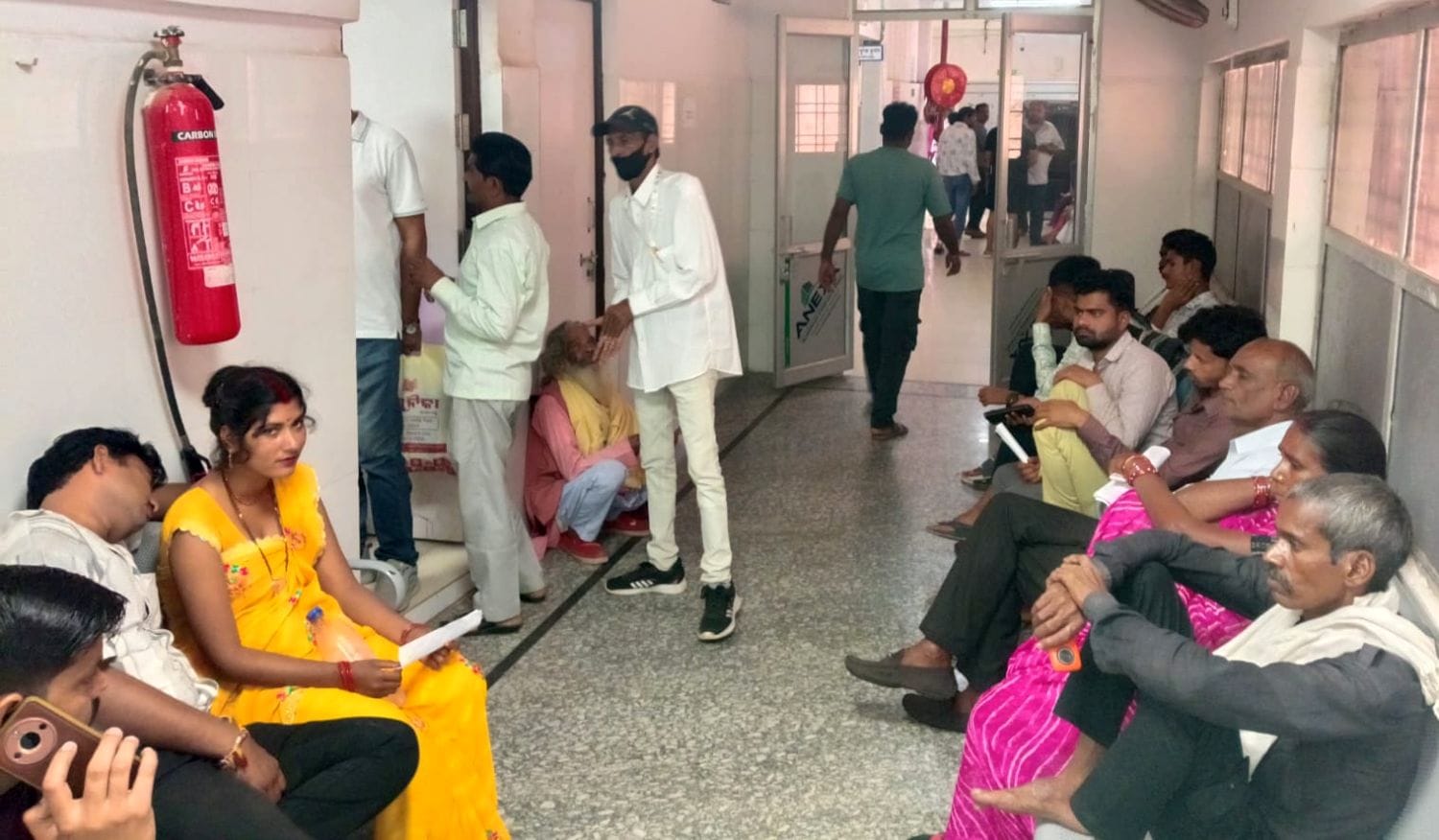 फोटो 07 एमएएचपी 01 परिचय-इंटिग्रेटेड पब्लिक हेल्थ लैब में नमी के बंद रखी सीबीसी मशीन। संवाद