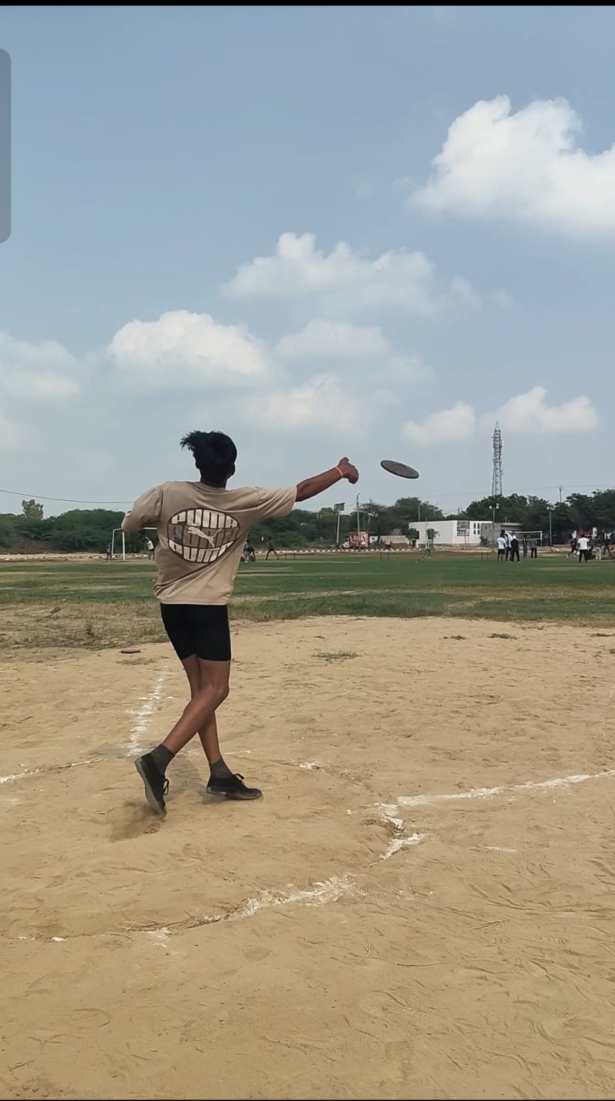 जिला स्तरीय जूनियर एथलेटिक्स प्रतियोगिता में नागर स्पोर्ट्स अकादमी रतिया के खिलाड़ी भाग लेते हु जिला स्तरीय जूनियर एथलेटिक्स प्रतियोगिता में नागर स्पोर्ट्स अकादमी रतिया के खिलाड़ी भाग लेते हु
