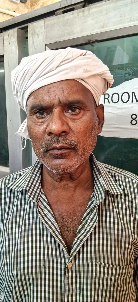नगर निगम कार्यालय में लगे मेले में आए लाभार्थी। अमर उजाला नगर निगम कार्यालय में लगे मेले में आए लाभार्थी। अमर उजाला