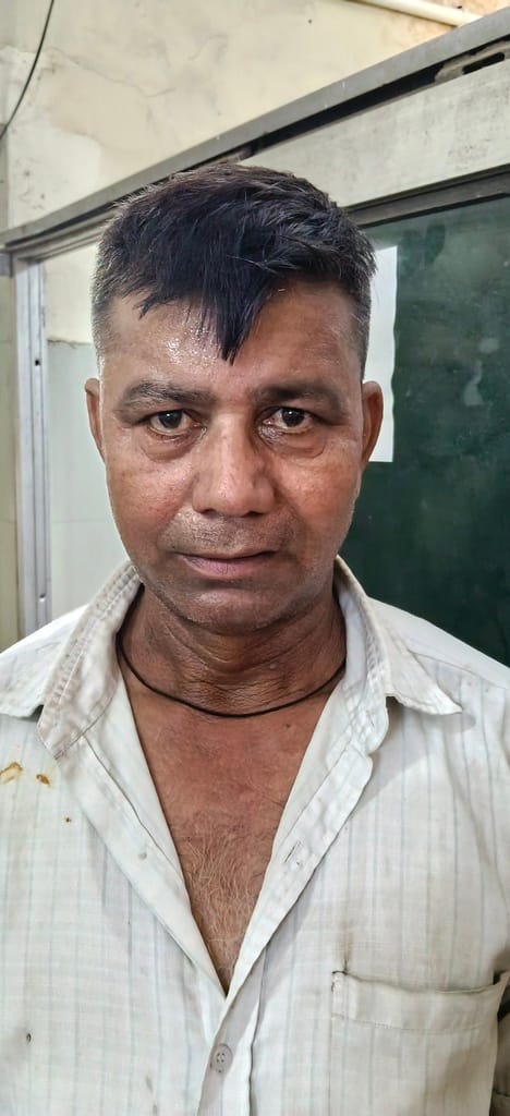 नगर निगम कार्यालय में लगे मेले में आए लाभार्थी। अमर उजाला नगर निगम कार्यालय में लगे मेले में आए लाभार्थी। अमर उजाला
