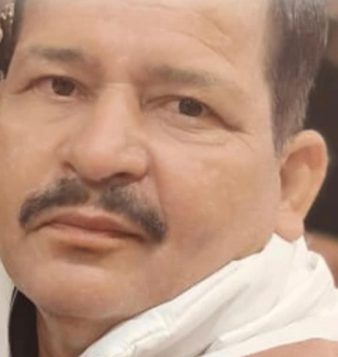 नारायणगढ़ में हादसे के बाद दुर्घटना स्थल पर खड़ी एंबुलेंस। संवाद नारायणगढ़ में हादसे के बाद दुर्घटना स्थल पर खड़ी एंबुलेंस। संवाद