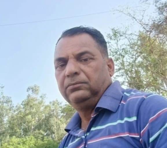 नारायणगढ़ में हादसे के बाद दुर्घटना स्थल पर खड़ी एंबुलेंस। संवाद नारायणगढ़ में हादसे के बाद दुर्घटना स्थल पर खड़ी एंबुलेंस। संवाद