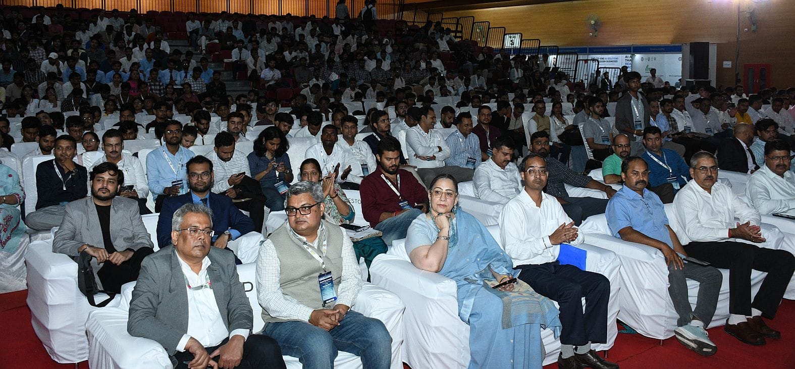 एकेटीयू स्टार्टअप संवाद 3.0 में 50 से अधिक इन्क्यूबेशन सेंटरों के स्टार्टअप्स ने दिखाए उत्पाद। एकेटीयू स्टार्टअप संवाद 3.0 में 50 से अधिक इन्क्यूबेशन सेंटरों के स्टार्टअप्स ने दिखाए उत्पाद।