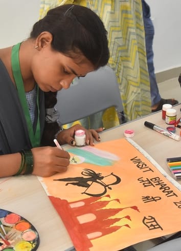 जुबिली इंटर कॉलेज के रंगमंच पर चमके होनहार जुबिली इंटर कॉलेज के रंगमंच पर चमके होनहार