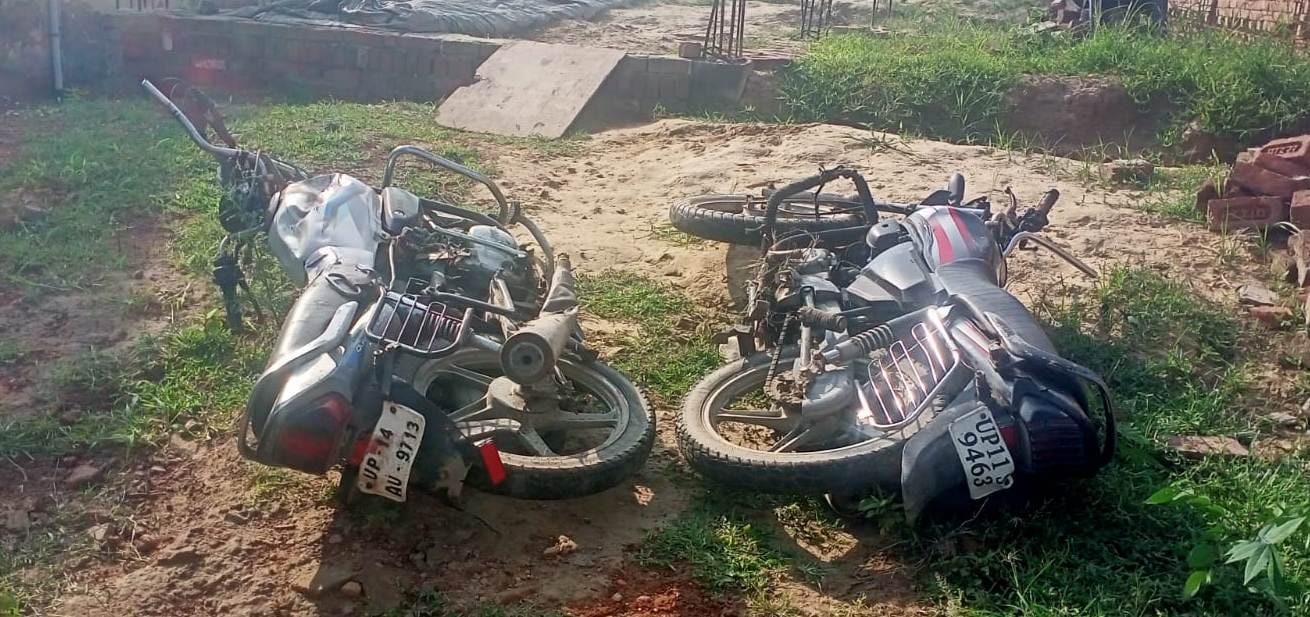 बुढ़ाना कोतवाली में खड़ी बड़ौत डिपो की रोडवेज : संवाद
