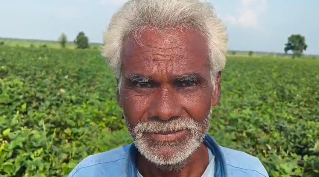 नारायणी नदी पर बना चैकडैम जिससे गुजरते समय फिसलकर नदी में गिरकर डूब गया सोनू सहरिया। नारायणी नदी पर बना चैकडैम जिससे गुजरते समय फिसलकर नदी में गिरकर डूब गया सोनू सहरिया।