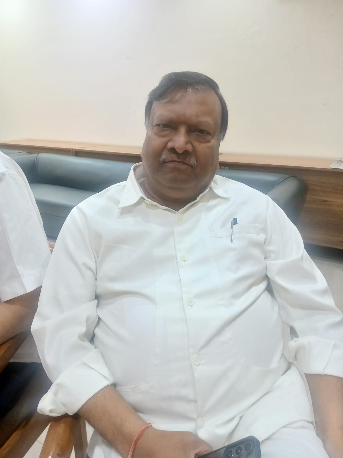 राजकुमार अध्यक्ष सेक्टर 46 आरडब्ल्यूए गुरुग्राम। राजकुमार अध्यक्ष सेक्टर 46 आरडब्ल्यूए गुरुग्राम।