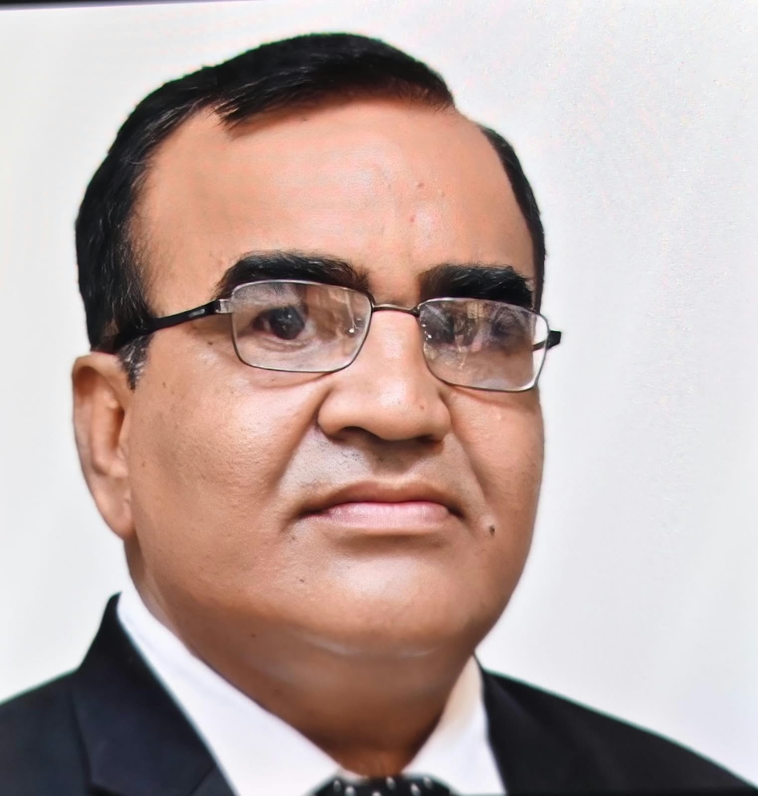 रजनीश त्रेहन।