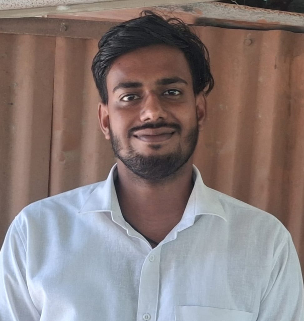 तहसील फर्रुखनगर की जर्जर इमारत । संवाद तहसील फर्रुखनगर की जर्जर इमारत । संवाद