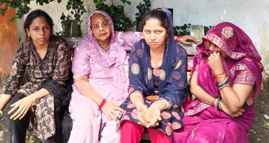 नीतू की फाइल फोटो।