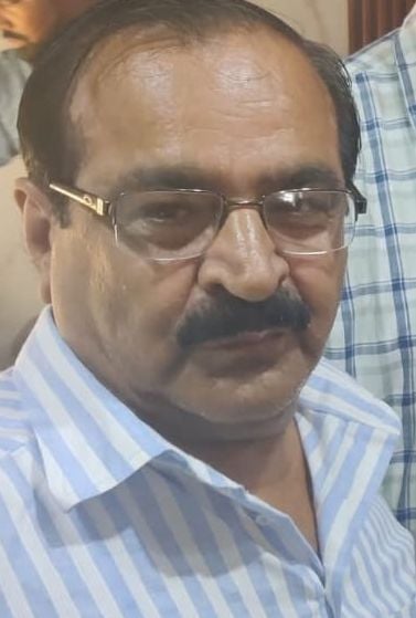 टाउनहाल में बैंक बंद कर प्रदर्शन करते कर्मचारी। संवाद टाउनहाल में बैंक बंद कर प्रदर्शन करते कर्मचारी। संवाद