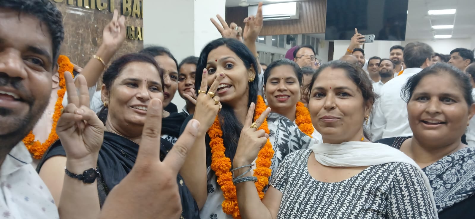 दिनेश चौहान।