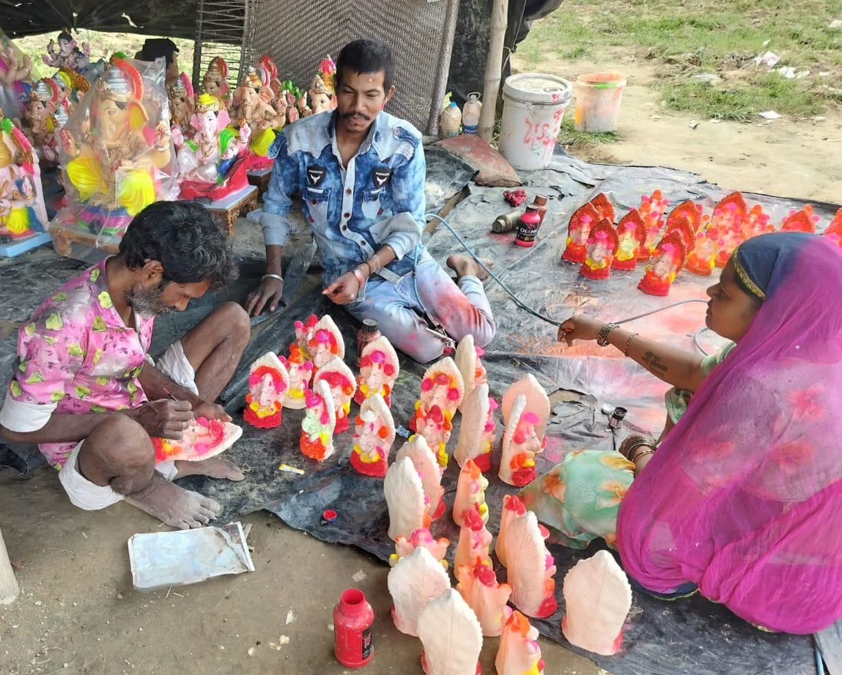 चतुर्थी के तैयार की गई गणेश जी की मूर्तिया। संवाद चतुर्थी के तैयार की गई गणेश जी की मूर्तिया। संवाद
