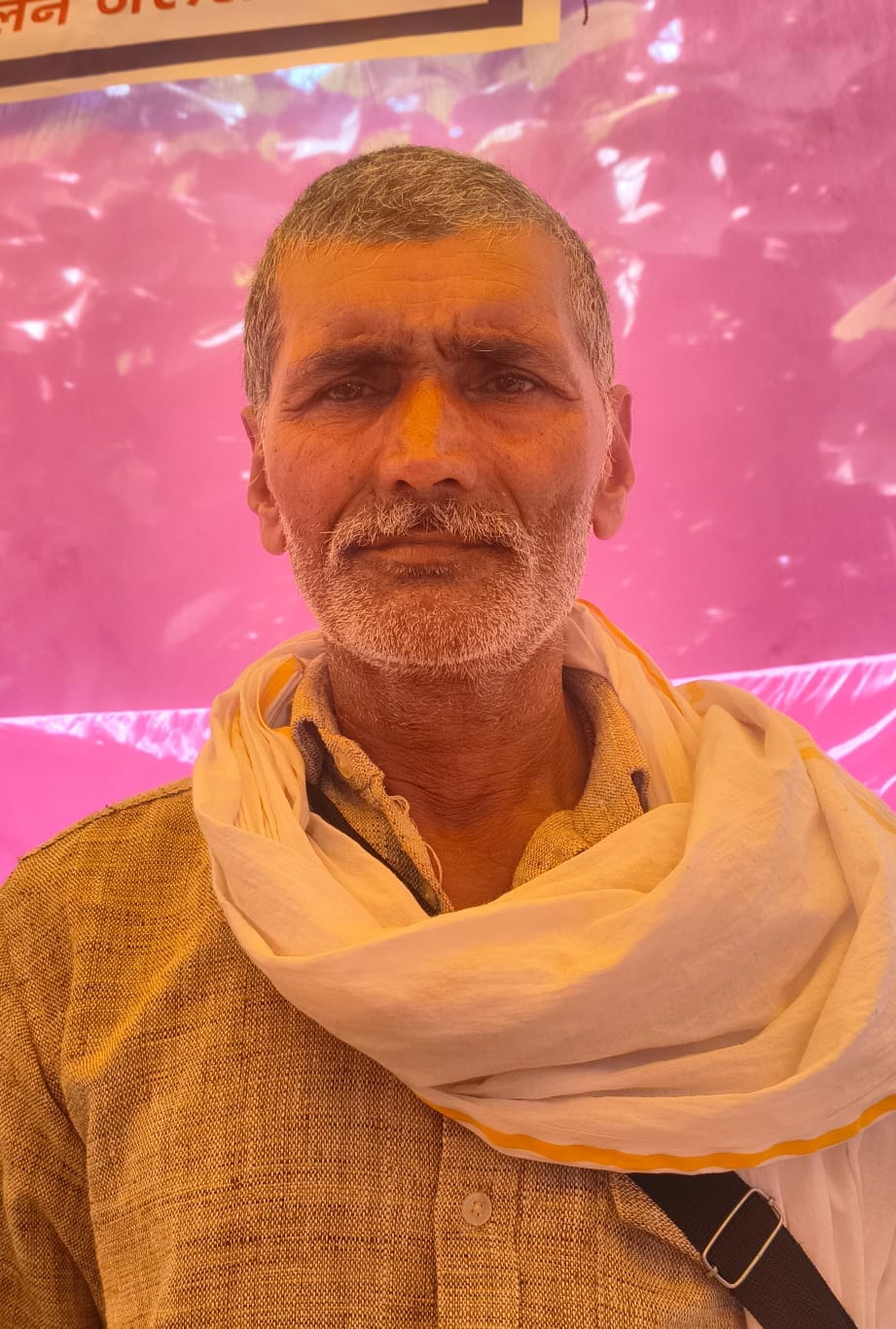 फोटो - 30 न्यायाधीश के सामने खड़े समझौता होने के बाद दंपती। संवाद