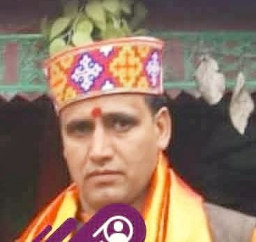 कमांद गांव में भू-स्खलन की चपेट में आए ग्रामीणों के खेत। संवाद कमांद गांव में भू-स्खलन की चपेट में आए ग्रामीणों के खेत। संवाद