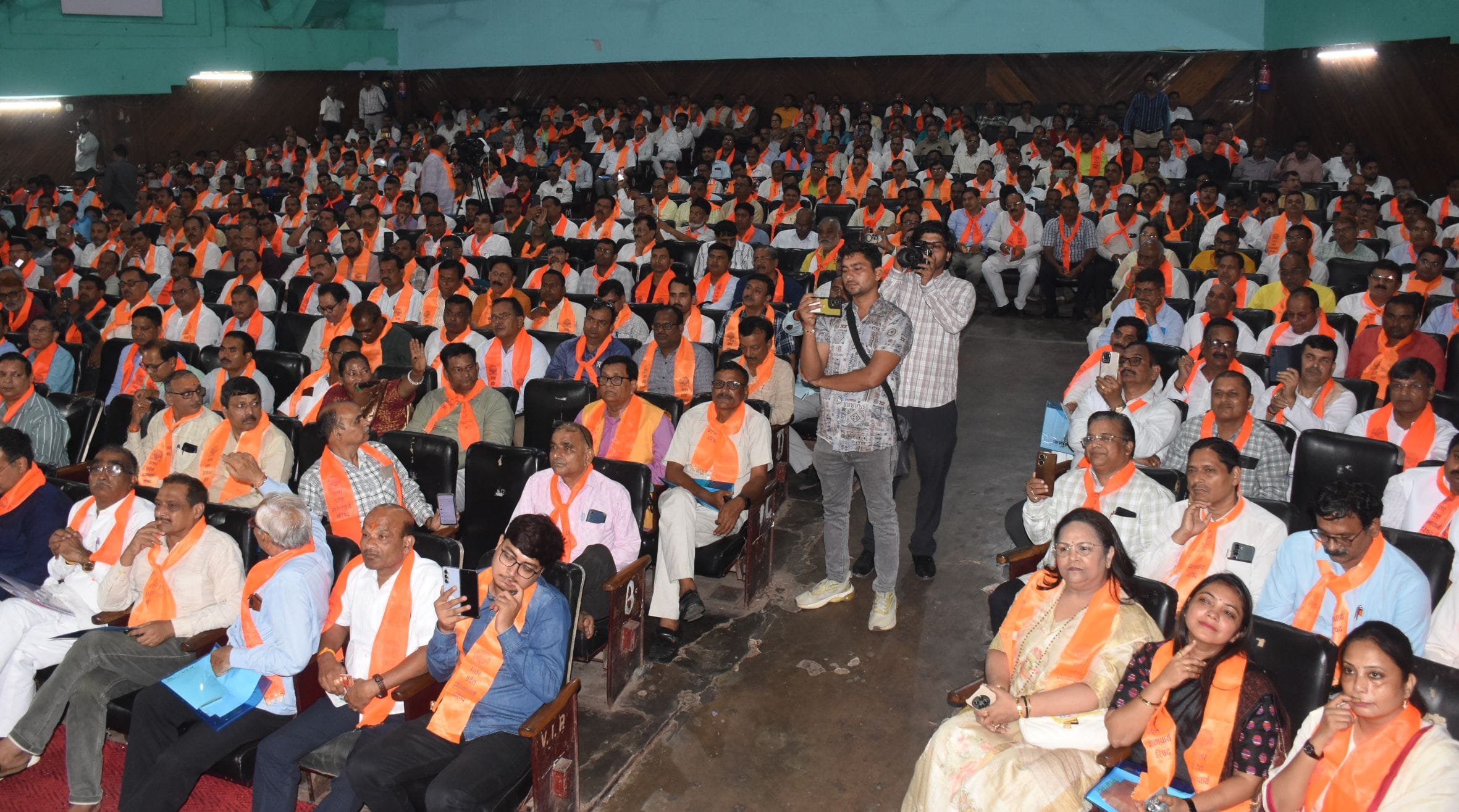 प्रदेशभर से आए प्रधानाचार्यों ने समस्याओं को प्रमुखता से उठाया प्रदेशभर से आए प्रधानाचार्यों ने समस्याओं को प्रमुखता से उठाया