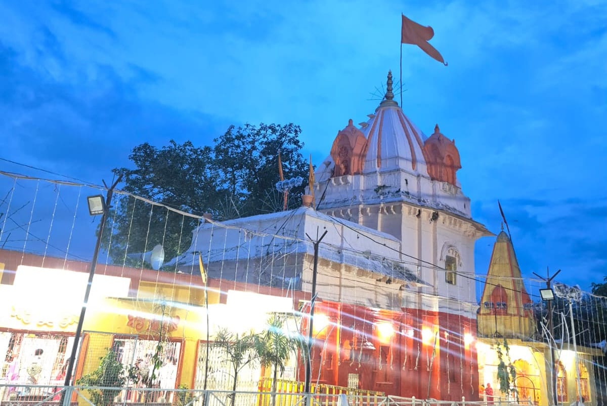 जहां उल्टा स्वास्तिक बनाकर मांगते हैं हर मनोकामना जहां उल्टा स्वास्तिक बनाकर मांगते हैं हर मनोकामना