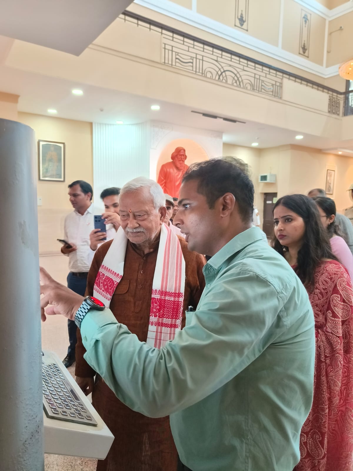 बिहार विधानसभा उपाध्यक्ष ने परखी व्यवस्था