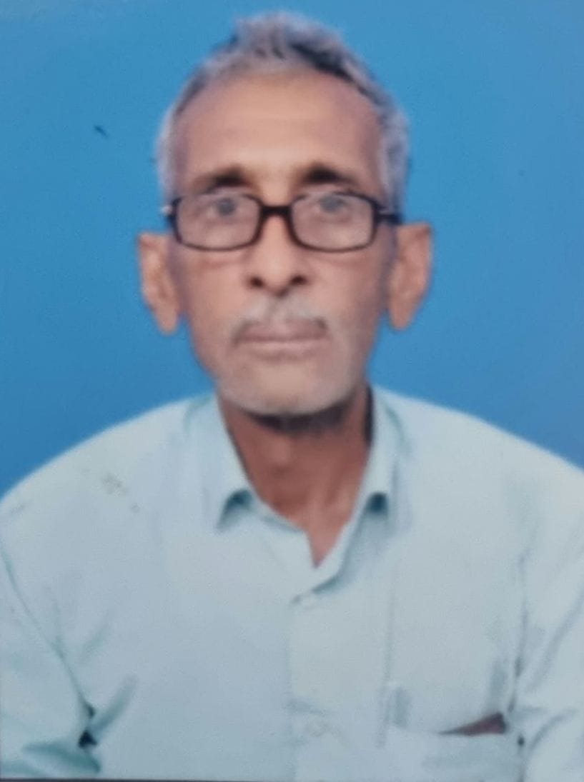 फोटो संख्या:79- गांव सुंदरह में केंद्रीय रिजर्व पुलिस बल में हेड कांस्टेबल सुरेश कुमार को अंतिम फोटो संख्या:79- गांव सुंदरह में केंद्रीय रिजर्व पुलिस बल में हेड कांस्टेबल सुरेश कुमार को अंतिम