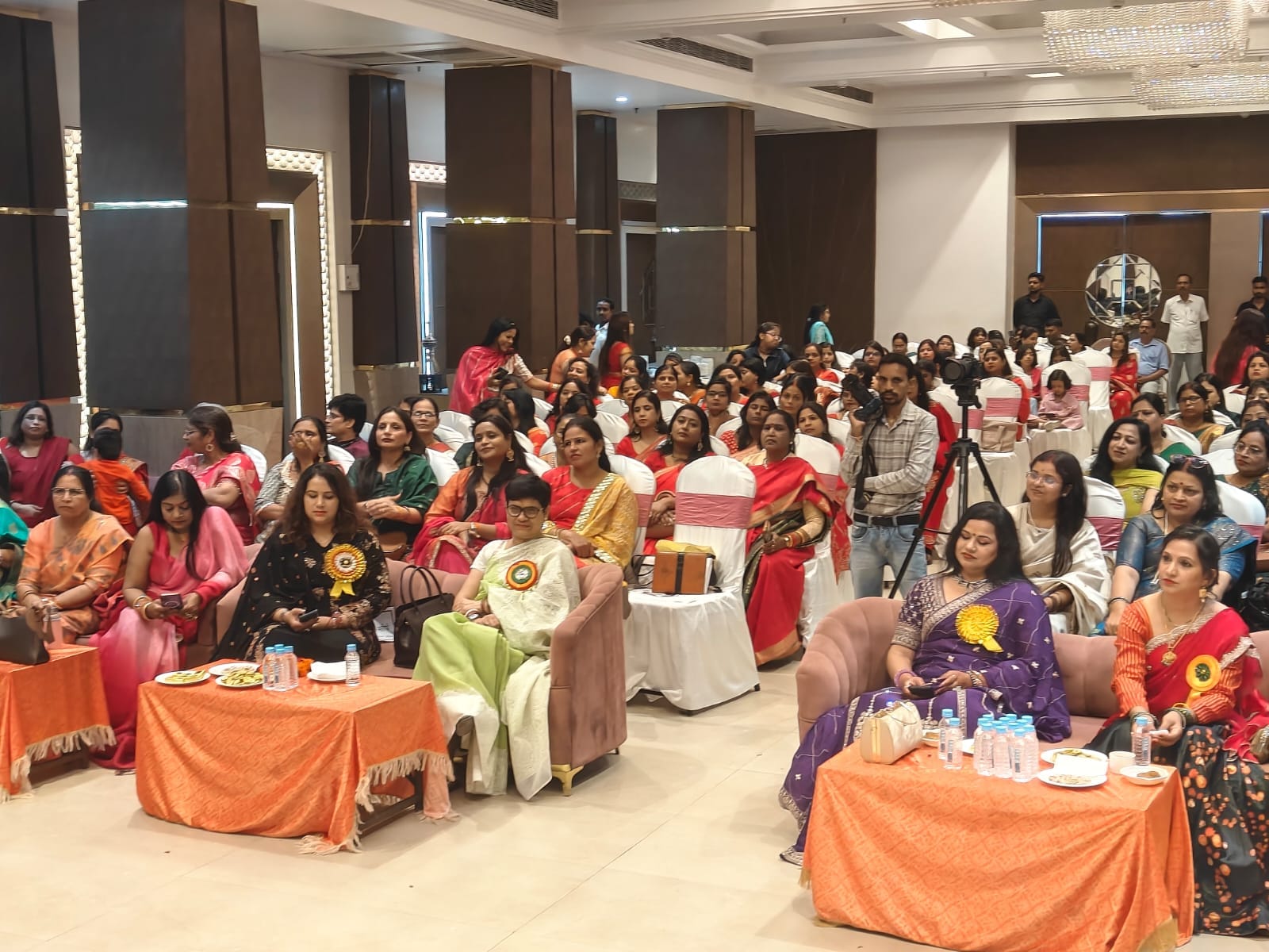 महिला शिक्षक संघ की तरफ से हरितालिका तीज कार्यक्रम का आयोजन। महिला शिक्षक संघ की तरफ से हरितालिका तीज कार्यक्रम का आयोजन।