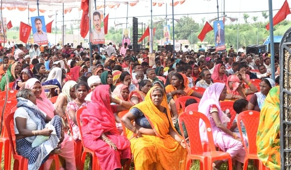 रैली को संबोधित करते कौशल किशोर। रैली को संबोधित करते कौशल किशोर।