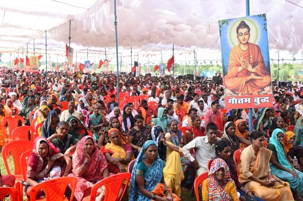 रैली को संबोधित करते कौशल किशोर। रैली को संबोधित करते कौशल किशोर।