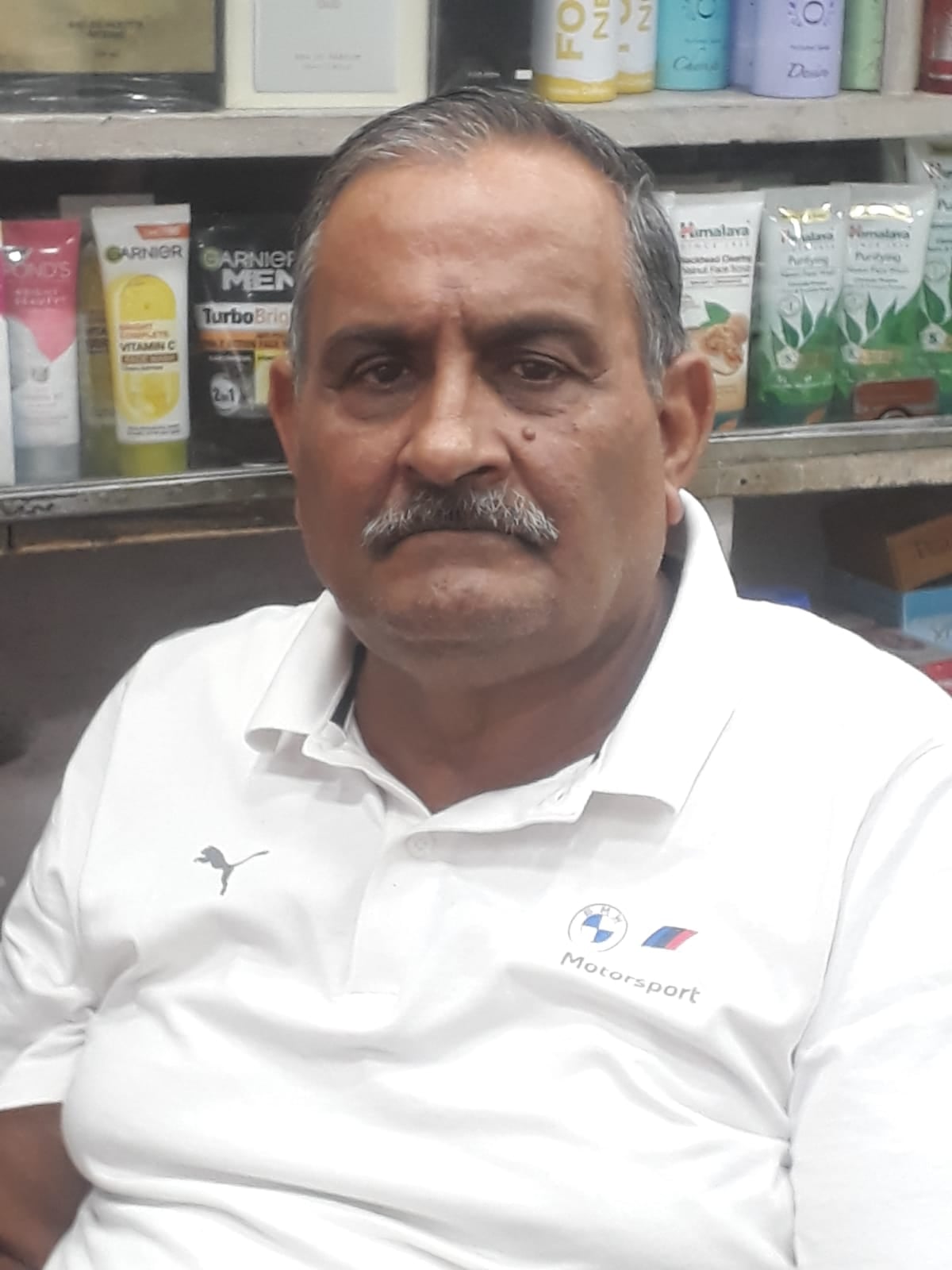 भुंतर का संकरा बस अड्डा, लोगों के लिए परेशानी। संवाद भुंतर का संकरा बस अड्डा, लोगों के लिए परेशानी। संवाद