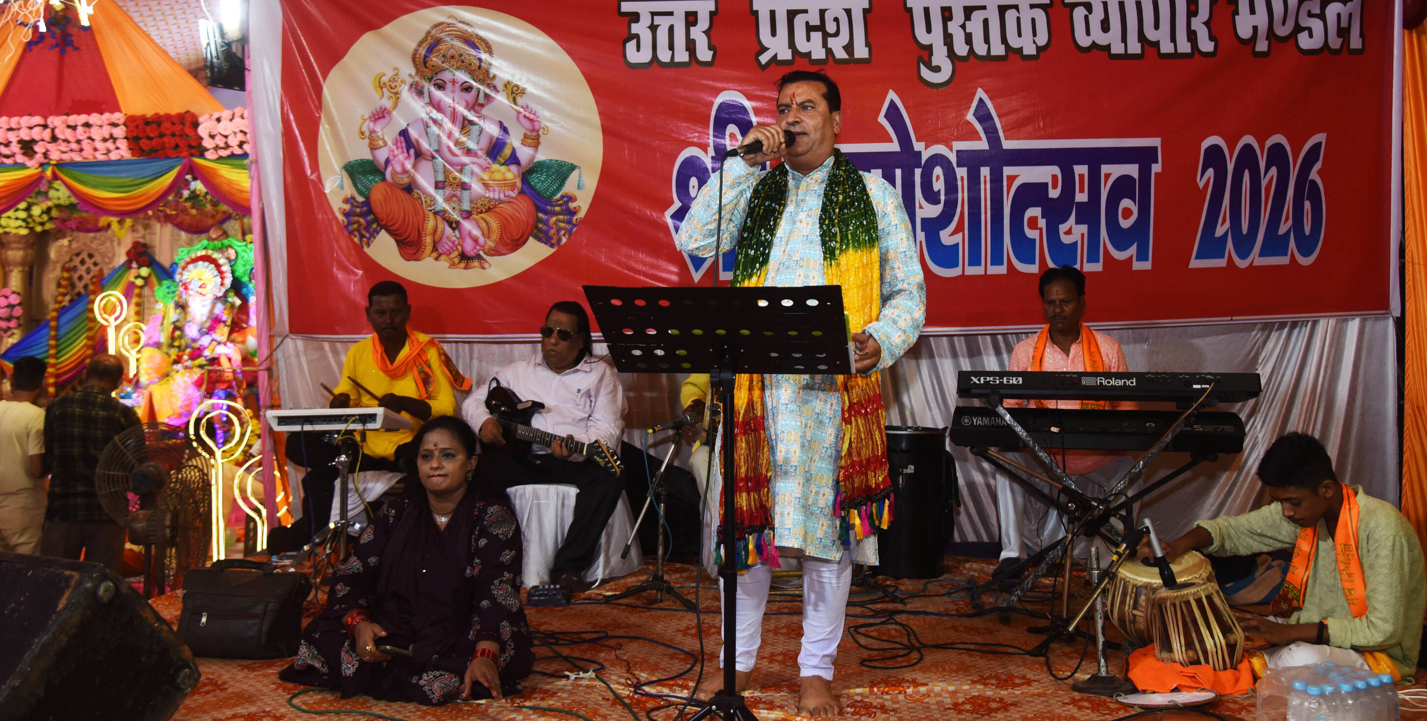 पंडालों में विराजे गणपति